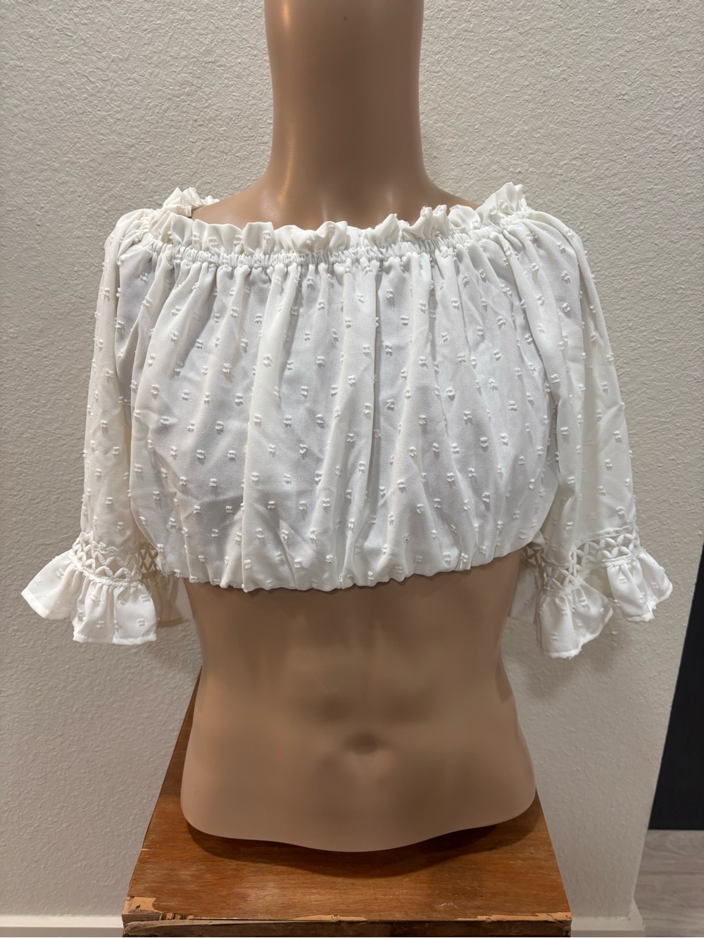 SHEIN Cream Boho Peasant Swiss Dot Off-Shoulder Crop Top Sz S